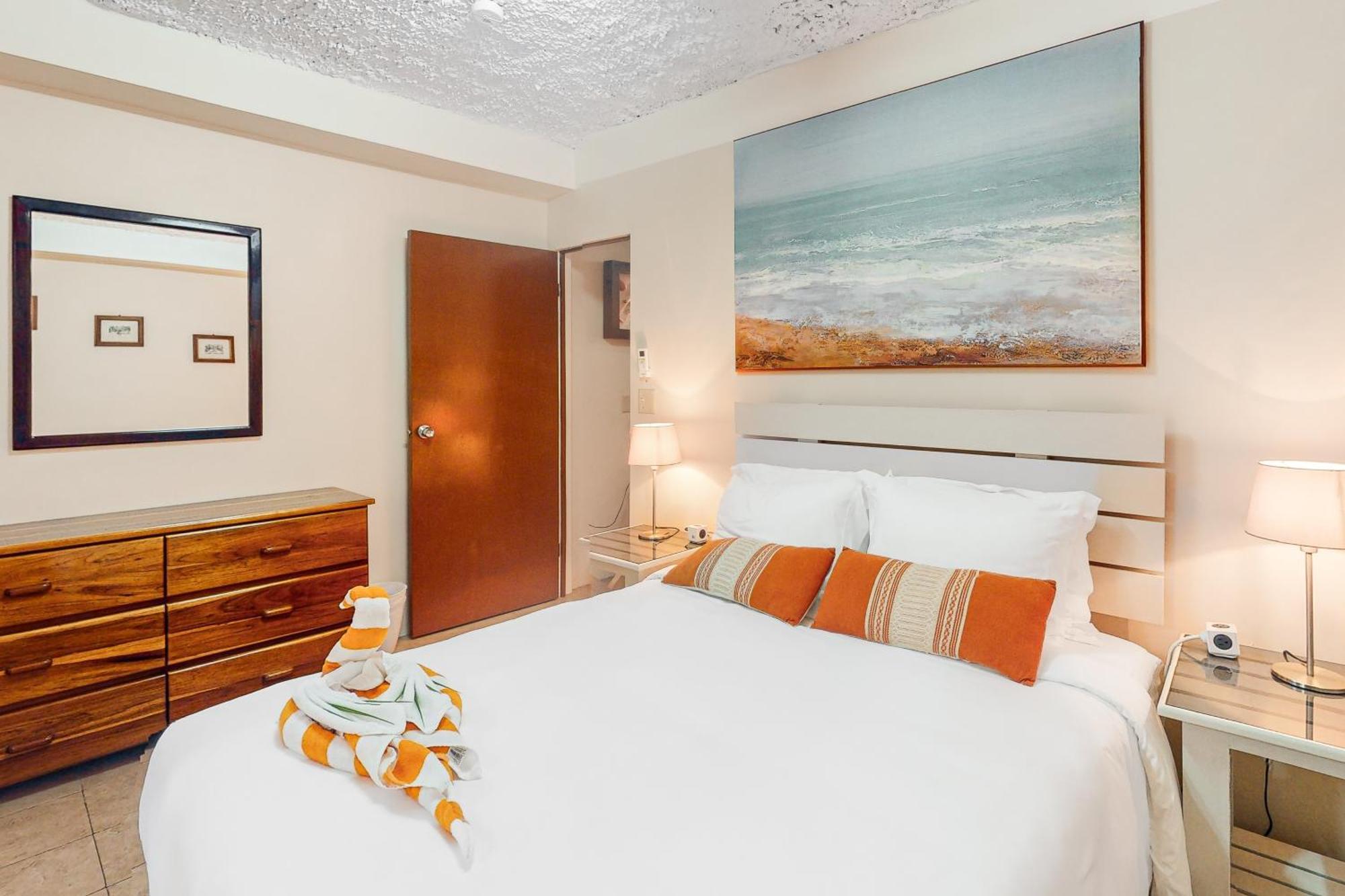 Hummingbird Home Suites San Pedro  Room photo
